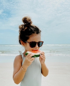 ADULT/TEEN New Collection Sunglasses by Grech&Co  RUST